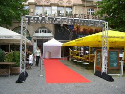 2006.06.11 Premiere _ Transformers, Aussenansicht_1